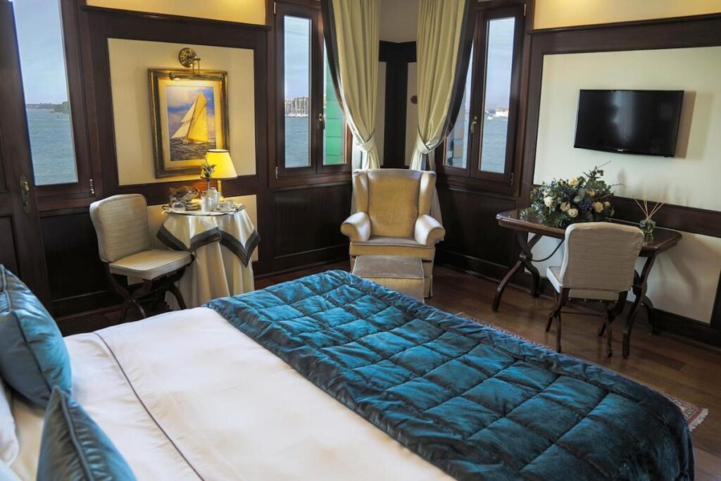 Hôtel Bucintoro - Les Escapades à Rome
