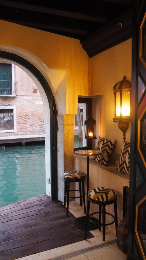 Hôtel Aqua Palace vue - Les Escapades à Venise
