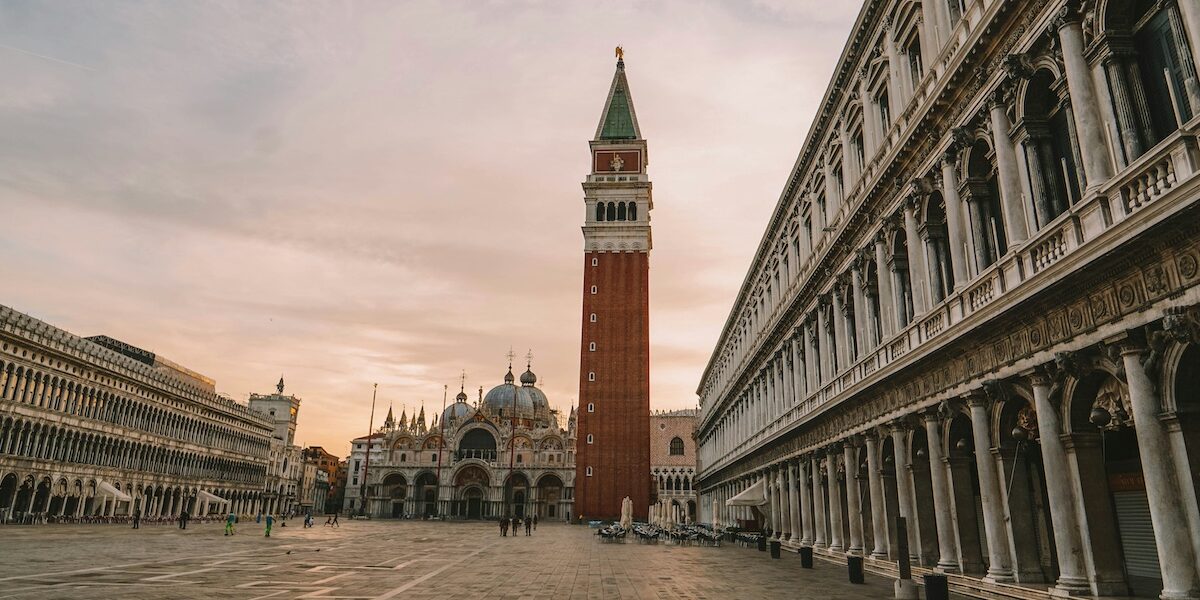 Campanile et basilique de la place Saint-Marc - Les Escapades à Venise