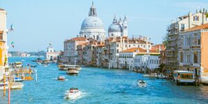 Venise en automne : la saison du renouveau à ne pas manquer !
