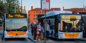 Venise en bus : le guide pratique pour se déplacer