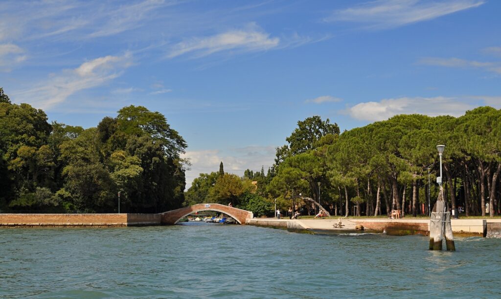 castello venise giardini della biennale -Les Escapades à Venise