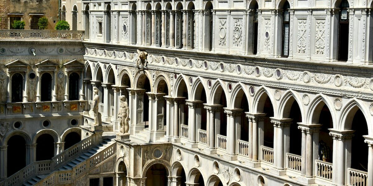 Palais des Doges façade - les Escapades à Venise