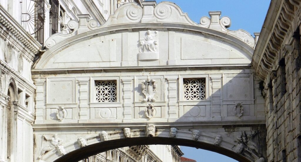 Pont des Soupirs - Les Escapades à Venise